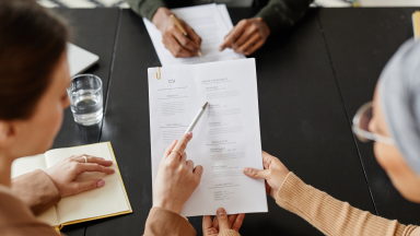 Crafting a Winning Contractor CV