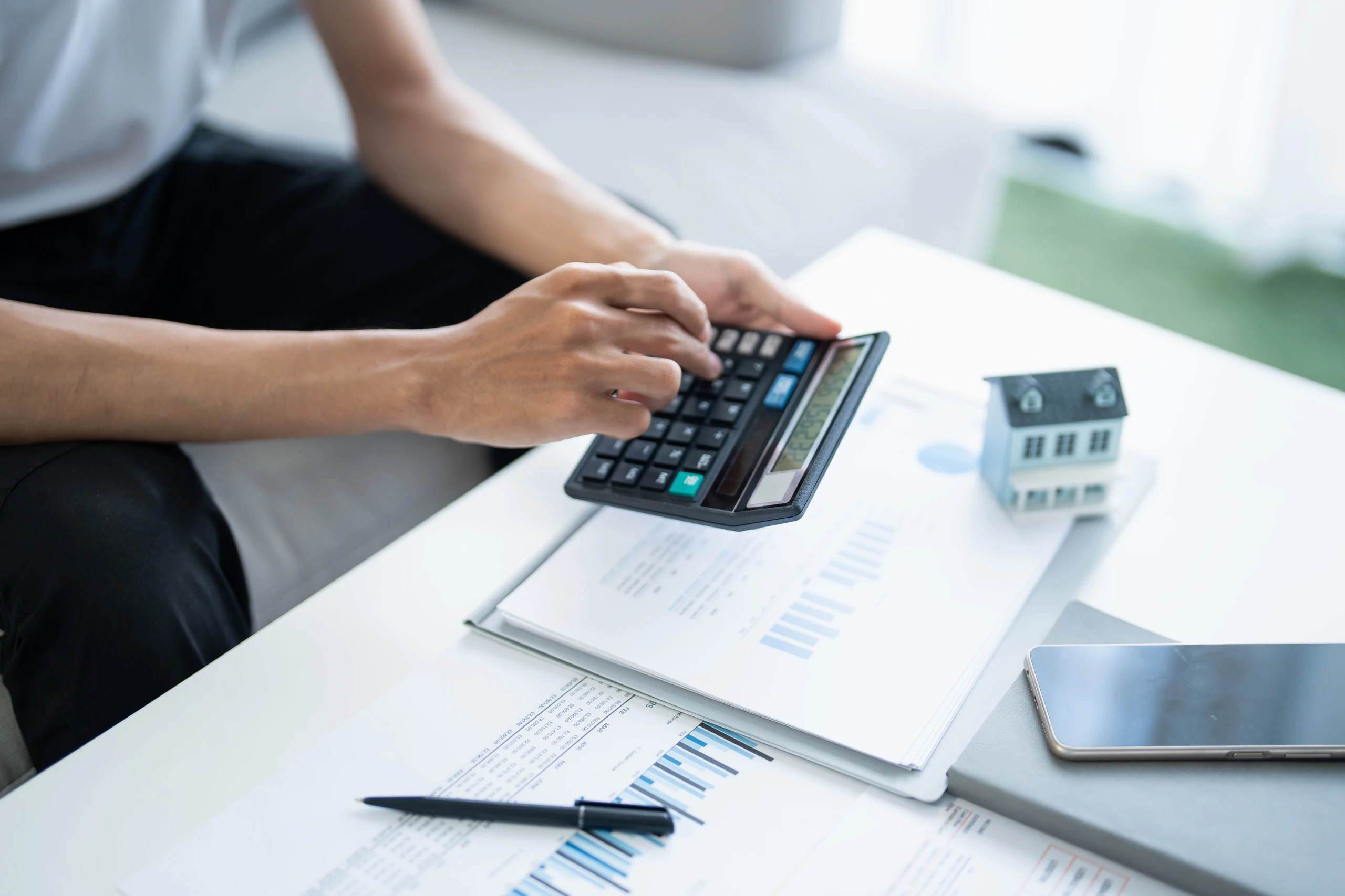 Tax-Effective Insurance Strategies for Self-Employed Professionals