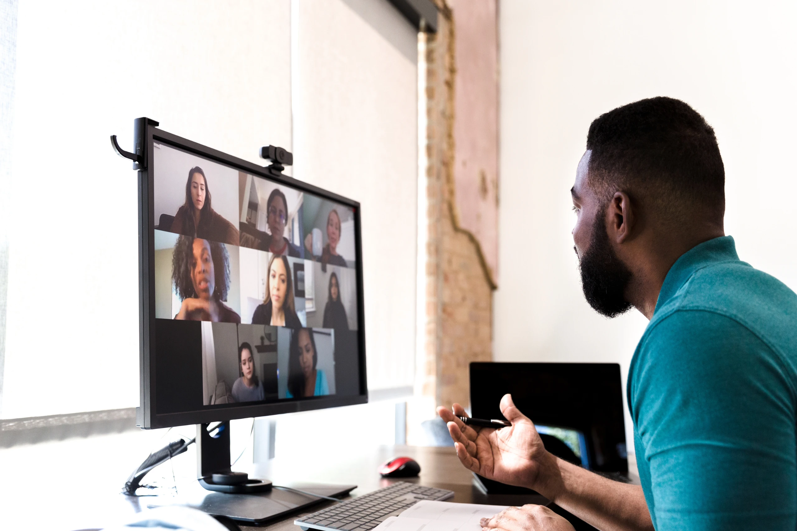 What Insurance Do You Need to Work with International Clients?